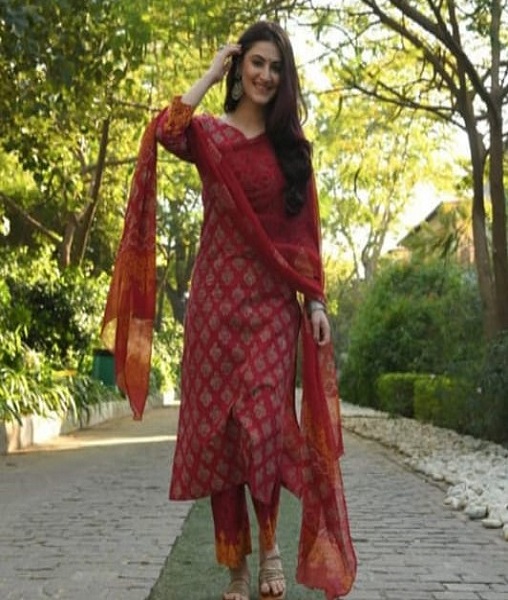 AAA+ Latest Beautiful cotton printed kurti with pant , duptta- s